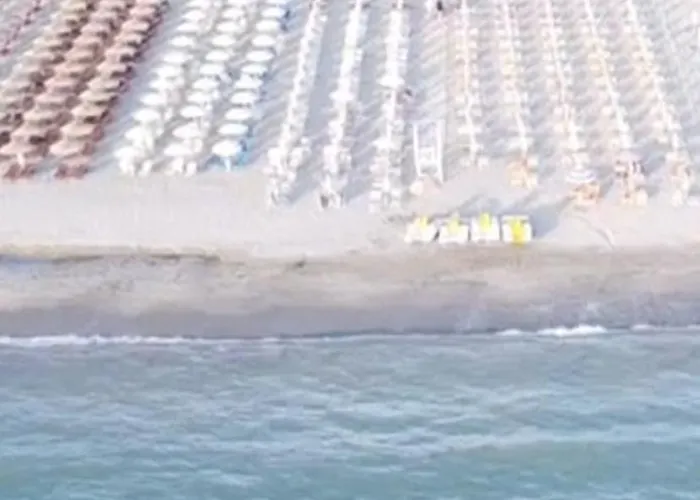 Malenri Hotel Golem (Tirana)